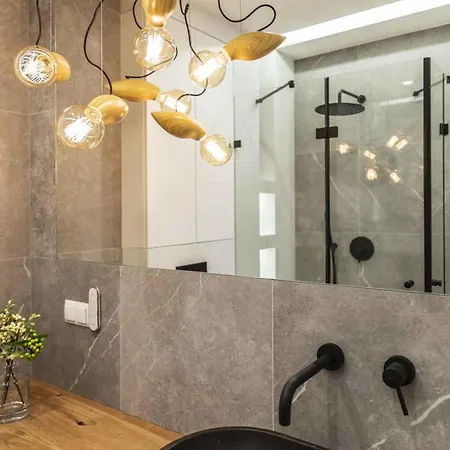 Apartman Famixdom Modrzejewska Centrum
