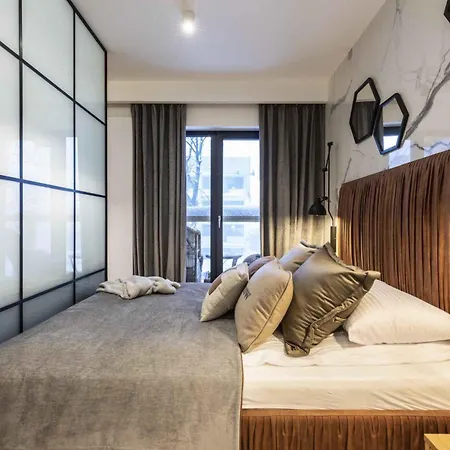 Apartman Famixdom Modrzejewska Centrum *