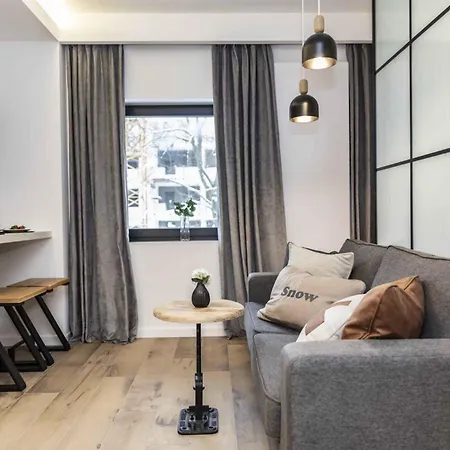 Apartman Famixdom Modrzejewska Centrum
