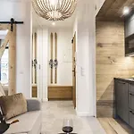 Famixdom Modrzejewska Centrum アパート ザコパネ