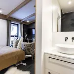 Famixdom Modrzejewska Centrum * ザコパネ
